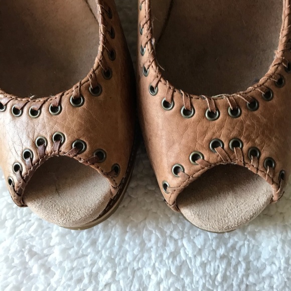 Women’s Seychelles Wedge shoe - Picture 4 of 8